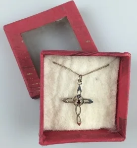 Tearfund - Sterling Silver Celtic Garnet Cross